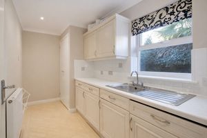 Photo 32- click for photo gallery